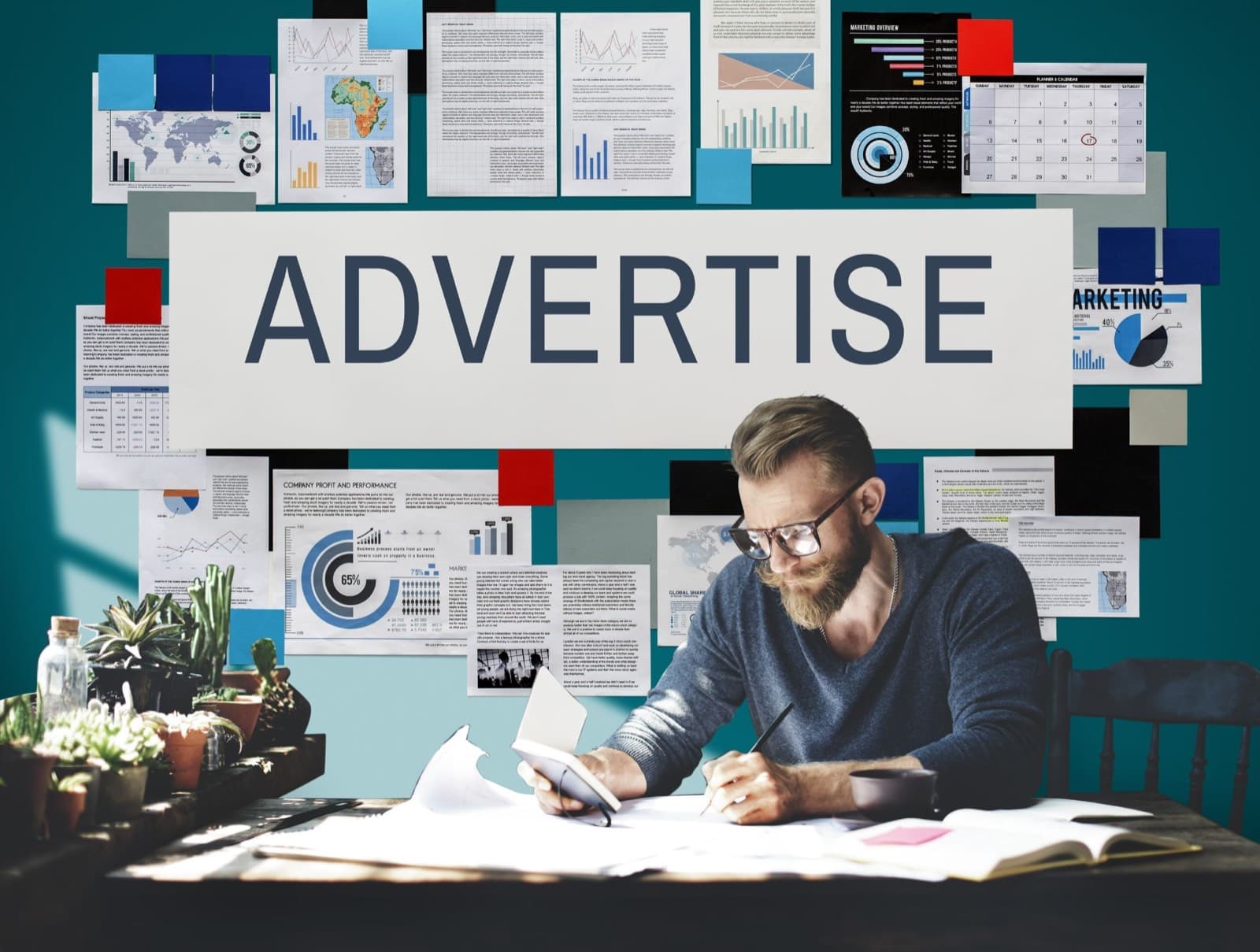A marketer using the Leapify knowledge base to research campaign insights and performance data for better ad campaigns.